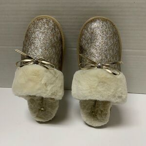 Michael KORS comfy flax fur slippers size 5
